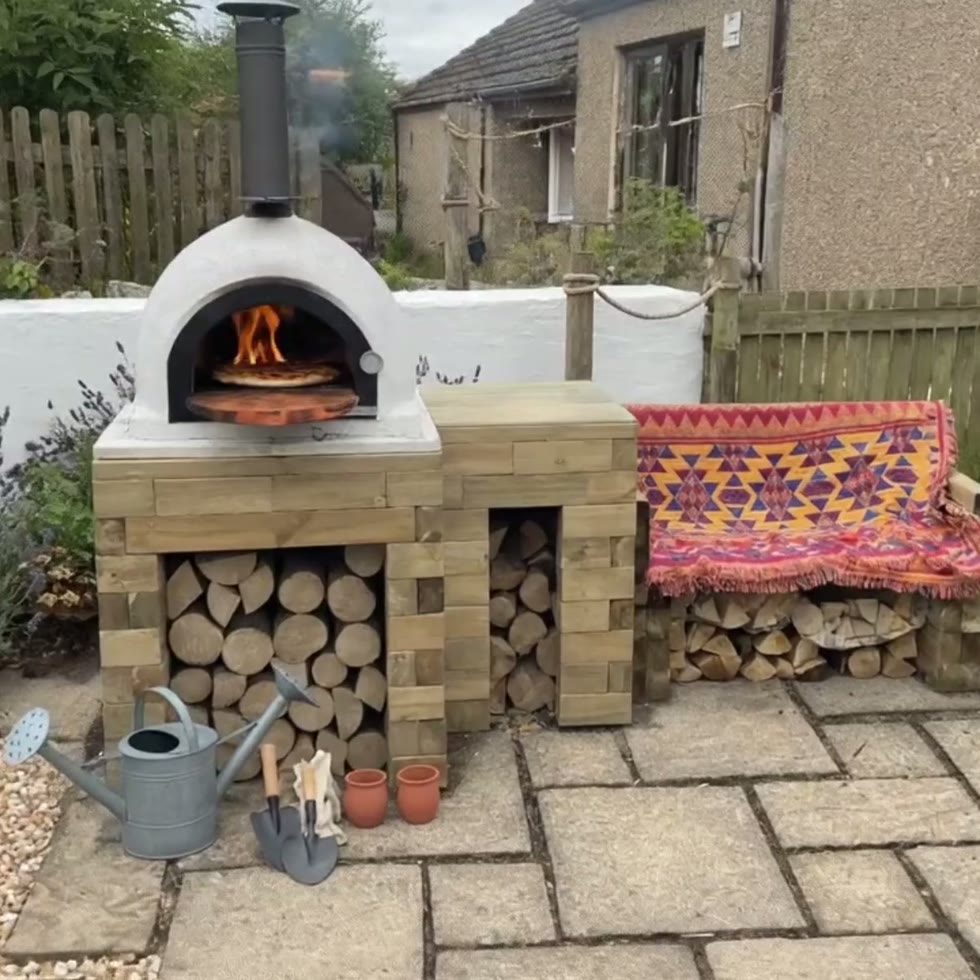 Tisch für Outdoor-Pizzaofen mit Stauraum & Sitzbank / 2,7 x 0,9 x 0,95 m