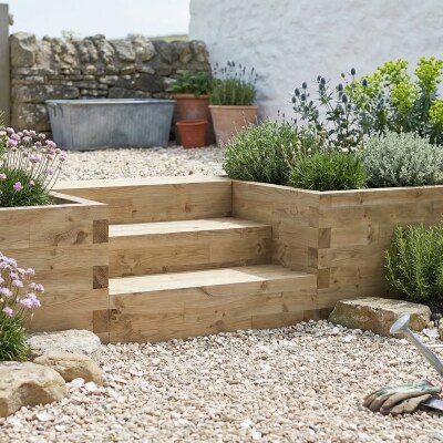 Stufenbeet - Treppe / 127,5 x 112,5 x 65 cm